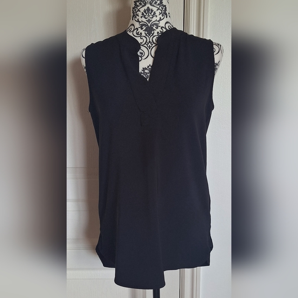 Hilary Radley size S black sleeveless top - Picture 2 of 6